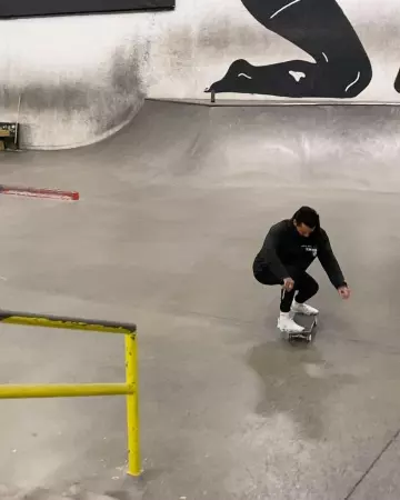 The pair of Nike's Nyjah Huston on the account Instagram of @nyjah
