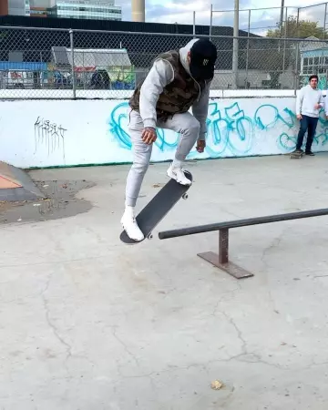 The pair of Nike's Nyjah Huston on the account Instagram of @nyjah