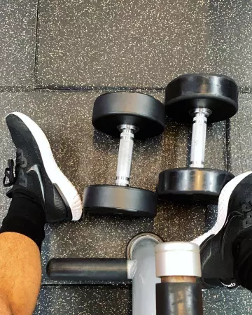 Shoe sport nike runninh rnew area trainers of thomas suissa on the account Instagram of @asos_thomas
