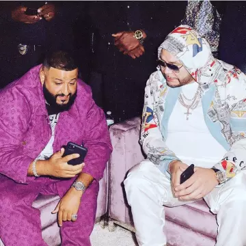 Le jean Louis Vuitton violet porté par DJ Khaled sur le compte Instagram de @fatjoe