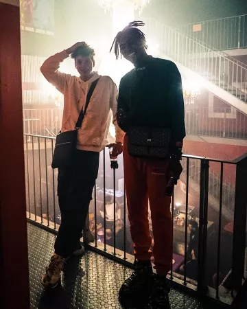 Sudadera Heron Preston de Youv Dee en la cuenta de Instagram de @sirapxv