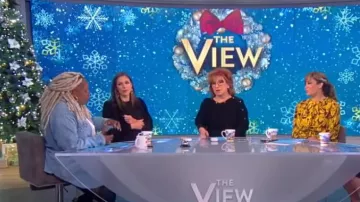 Vince camuto composant logiciel Enfichable Garniture Dolman Chandail à Manches porté par Joy Behar sur Le point de Vue le 18 décembre 2019