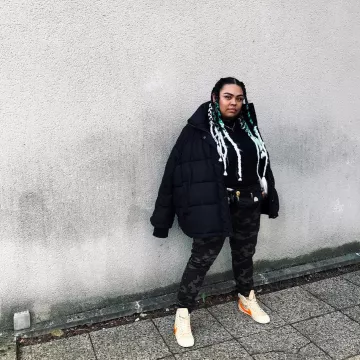 Nike Blazer Mid Off-White All Hallow's Eve usada por lasnobdughetto en la cuenta de Instagram de @lasnobdughetto 
