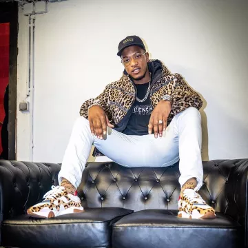 Versace Squalo Leopard range by Niska on his account Instagram @niska_officiel