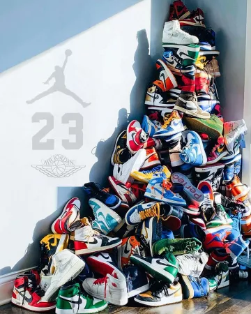 Jordan 1 Retro High Off-White University Blue sur le compte Instagram de @styleisaweapon