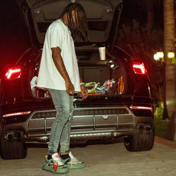 Les sneakers Off-White portées par Chief Keef sur le compte Instagram de @chieffkeeffsossa