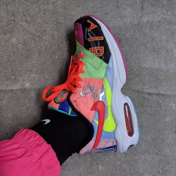 Air Max 2 Light Atmos portée par miniswoosh   sur le compte Instagram de @miniswoosh 