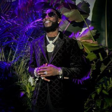 The jacket Gucci black Gucci Mane on the account Instagram of @laflare1017