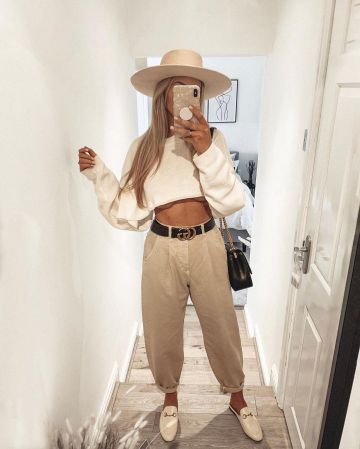 Jumper recortado de Lauren Watson en la cuenta de Instagram @laurenxwatsonnn