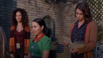 Tan cardigan porté par Callie Adams Foster (Maia Mitchell) en Bonne Difficulté Saison 2 Épisode 10