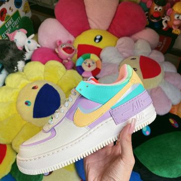 Air Force 1 Shadow Pale Ivory (W) usado por herapradel en la cuenta de Instagram de @herapradel 
