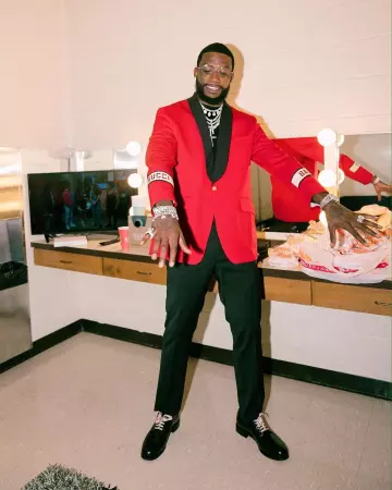 La veste Gucci rouge portée par Gucci Mane sur le compte Instagram de @laflare1017