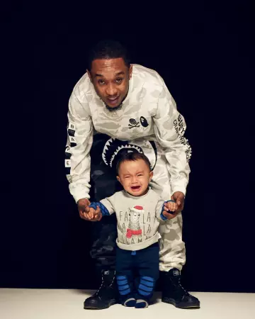 Le t-shirt manches longues bape camo beige porté par Slim Jxmmi sur le compte Instagram de @slimjxmmi