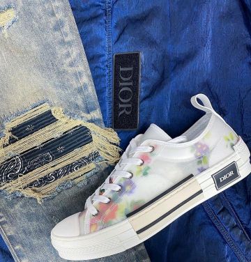 Dior B23 Low Top Flowers Oblique sur le compte Instagram de @originsnyc