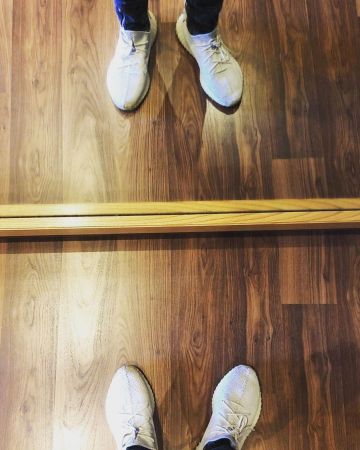 Adidas Yeezy Boost 350 V2 Butter on the account Instagram of @yeezymafia_morocco