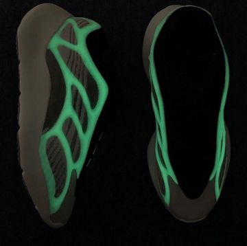 Adidas Yeezy Boost 700 V3 Azael sur le compte Instagram de @yeezy.doha
