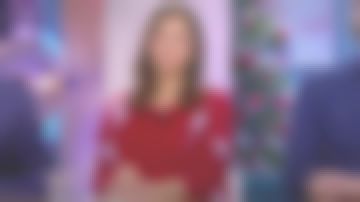 El suéter flash de cachemira roja de Marion Ruggieri en C à vous