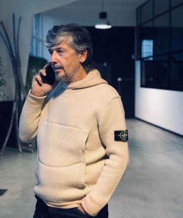 540B3 Knit Stone Island Man Tienda Oficial en @stoneislandtalk cuenta de Instagram