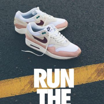 Air Max 1 Por La Familia portée par whosmarky   sur le compte Instagram de @whosmarky 