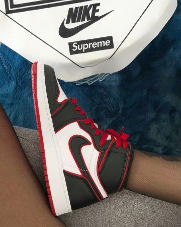 Jordan 1 Retro High Bloodline sur le compte Instagram de @celouuuuuuuu