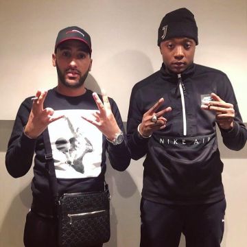 Bonnet en la cuenta de Instagram de @zeguerreofficiel