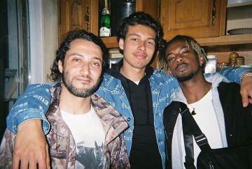 The jean jacket Studies Studio range by Georgio on the account Instagram of @sanka_elshede