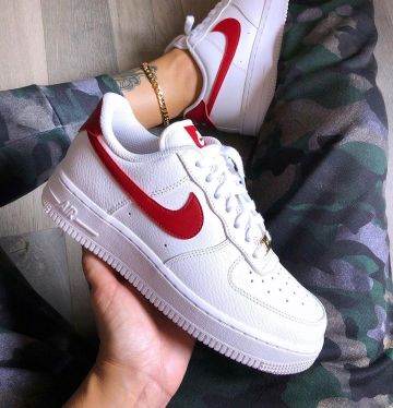 Air Force 1 Low White Gym Rouge sur le compte Instagram de @celouuuuuuuu