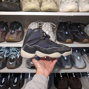Adidas Yeezy 500 Stone en la cuenta de Instagram de @wex