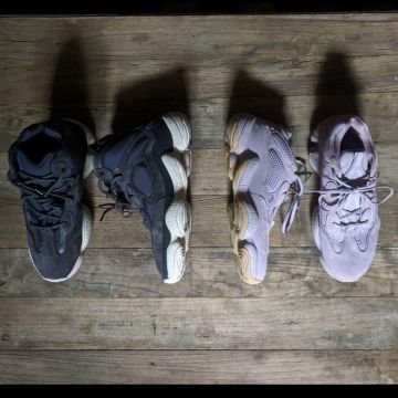 Adidas Yeezy 500 Soft Vision en la cuenta de Instagram de @wex