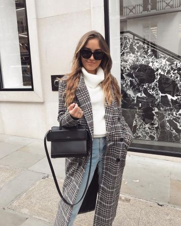 Prettylittlething Suéter de punto de Kate Hutchins en la cuenta de Instagram @kateehutchins