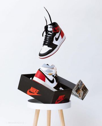 Jordan 1 Retro High Track Rouge sur le compte Instagram de @jordan1sonly