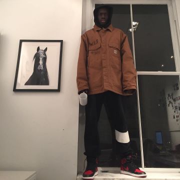 Las zapatillas nike air rojas, negras y blancas que sheck Wes usó en @sheckwes
