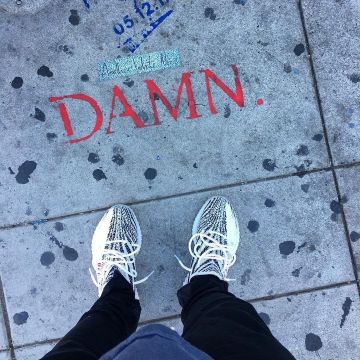 Yeezy 350 zebra en la cuenta de Instagram de @sneakersevent