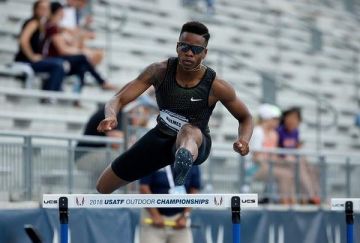 Nike Zoom JA Fly 3 de TJ Holmes sur le compte Instagram de @teejay_holmes