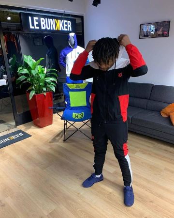 Chaqueta en la cuenta de Instagram de @footkornerqwartz