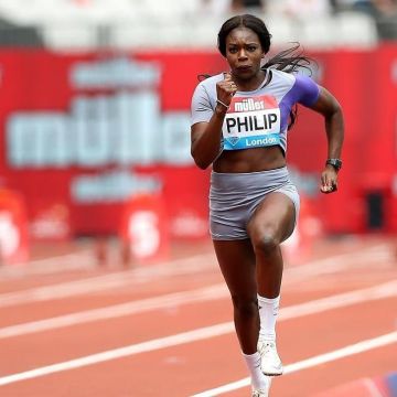 Nike Superfly Elite de Asha Philip en la cuenta de Instagram de @missashaphilip