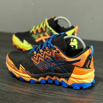 Shoes on the account Instagram of @footkornerkremlin