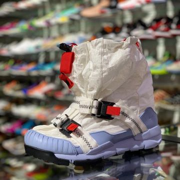 Mars yard 3.0 x Tom Sachs  porté par larrydeadstock   sur le compte Instagram de @larrydeadstock 