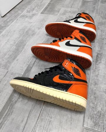 Jordan 1 shattered on the account Instagram of @q_tto