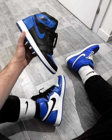 Jordan 1 royal blue on the account Instagram of @q_tto