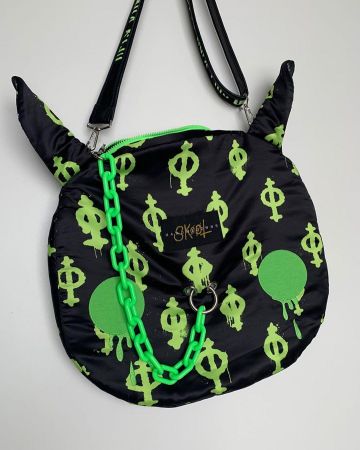 Le sac Skoot Jumbo sur le compte Instagram de @skoot_apparel