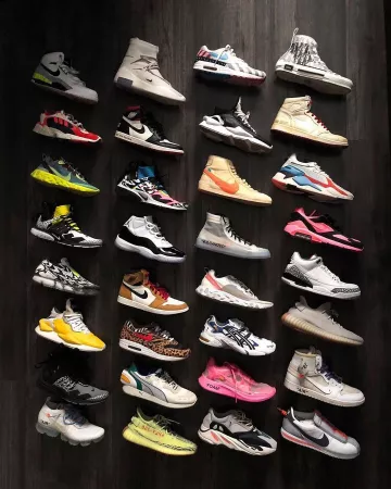 Nike React Element 87 Sail Light Bone sur le compte Instagram de @boostenemy