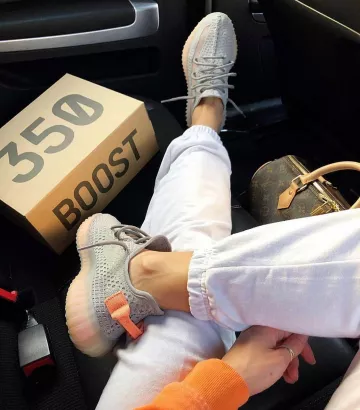 Adidas Yeezy Boost 350 V2 Trfrm on the account Instagram of @sneakersfromfrance