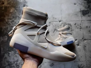 Air Fear of God 1 Oatmeal sur le compte Instagram de @insta.shoeshop
