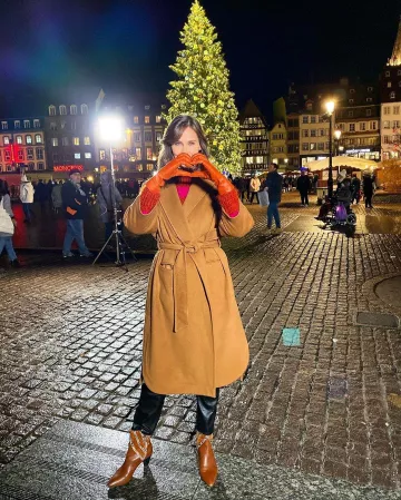 El suéter a rayas de Ophélie Meunier en la cuenta de Instagram de @opheliemeunier