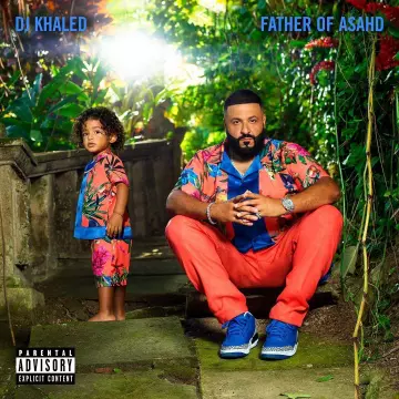 Sneakers air jordan blue, gray, white and black worn by DJ Khaled on the account Instagram of @bigsean