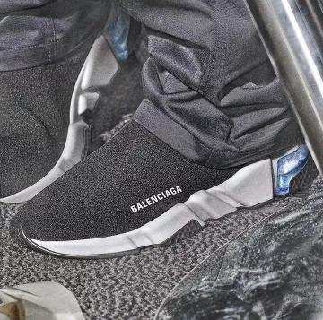 Zapatillas Balenciaga Clear Sole en la cuenta de Instagram de @caminotv