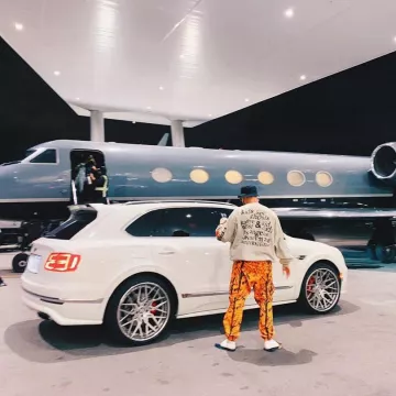 black bob usado por djsnake en la cuenta de Instagram de @djsnake 
