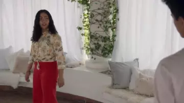Rus­set Wide-Leg Crop Pants worn by Molly Hernandez (Allegra Acosta) in Marvel's Runaways Season 3 Episode 7