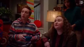 Multi Veste à Capuche Pull porté par Big Red (Larry Saperstein) dans High School Musical: La Musique: La Série Saison 1 Épisode 7